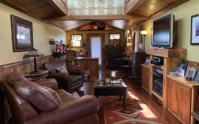 Tabasco Ranch - Antler Cabin Comfort United States Of America